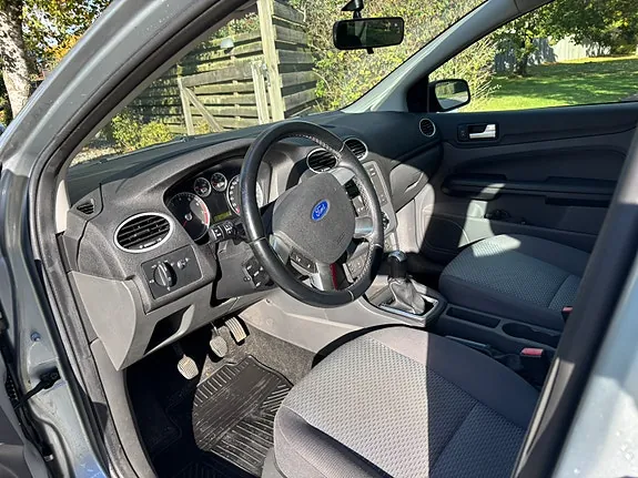 Ford Focus 2005 photo 4
