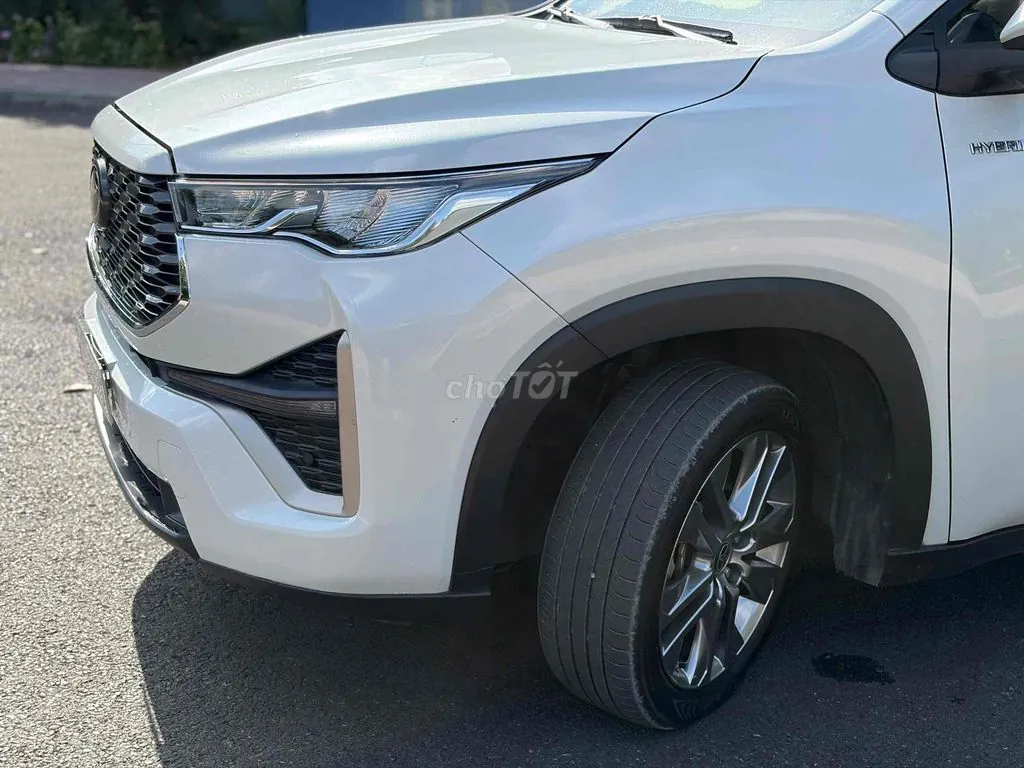 Toyota Innova Cross 2023 photo 3