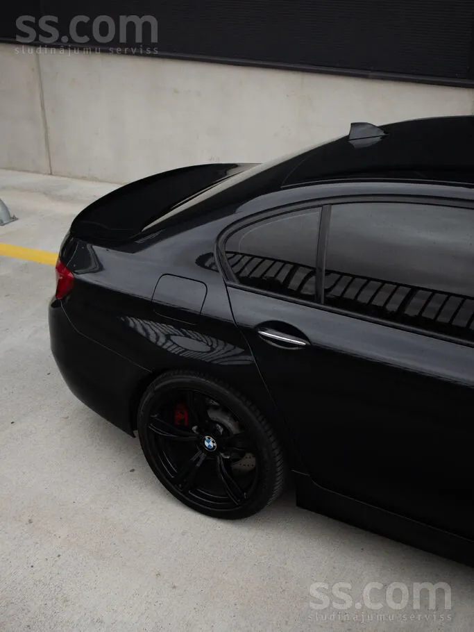 BMW M5 2013 photo 5