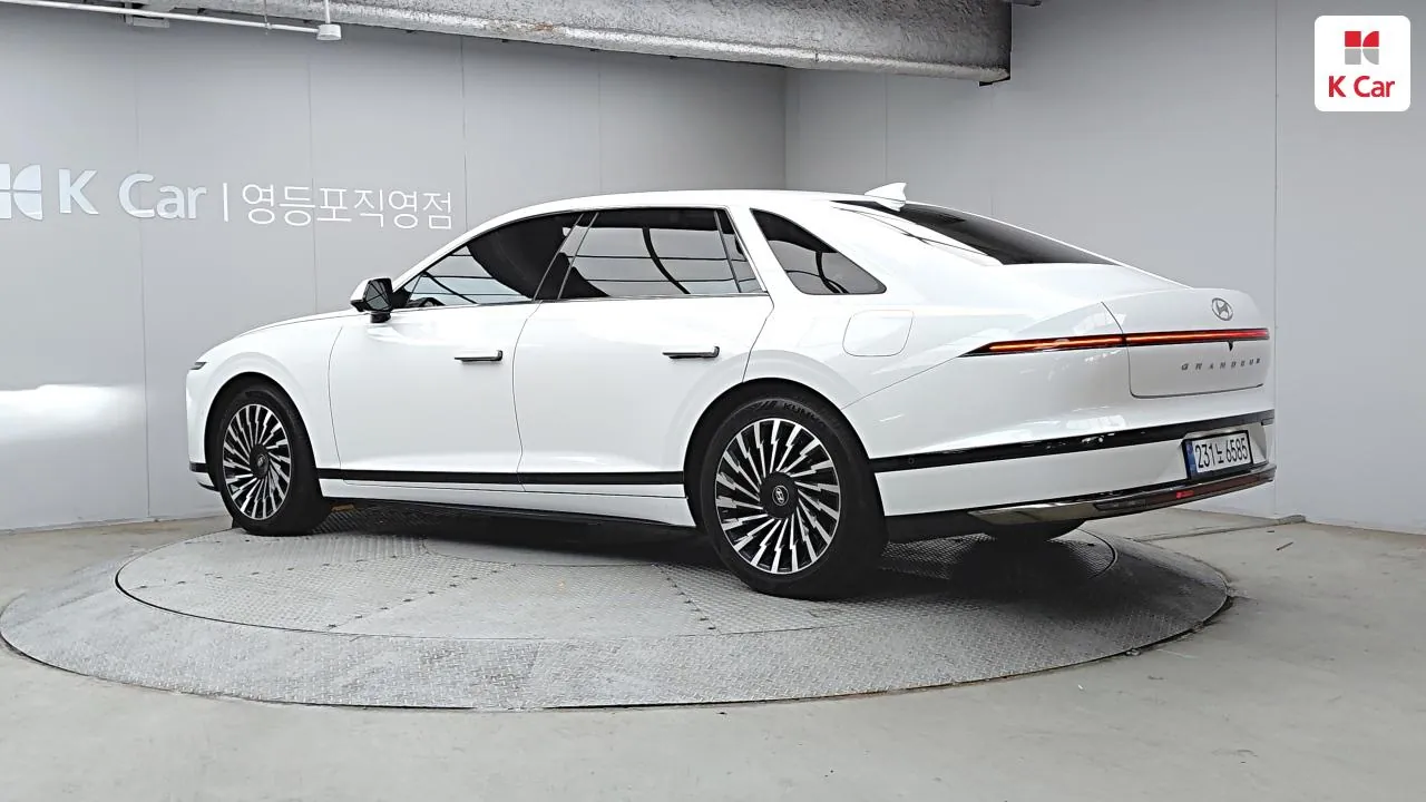 Hyundai Grandeur 2023 photo 2