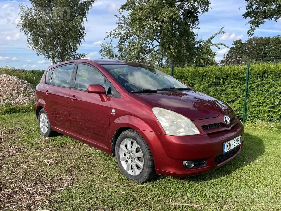 Toyota Corolla Verso 2005 photo 4