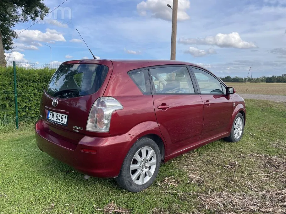 Toyota Corolla Verso 2005 photo 5