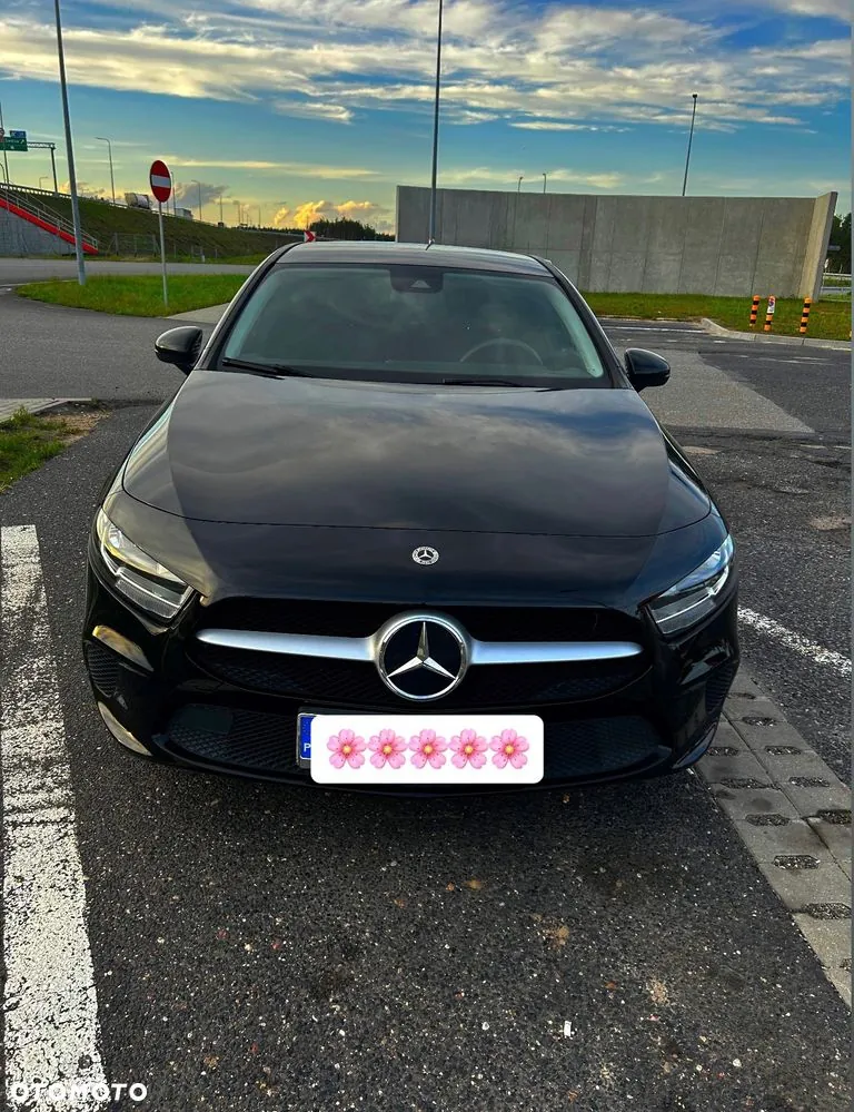Mercedes-Benz A-Class 2020 photo 3