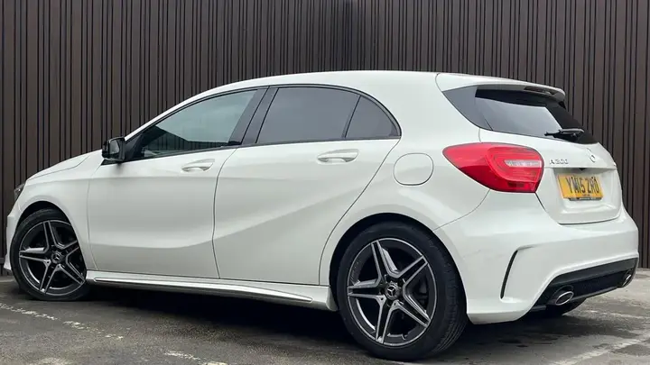 Mercedes-Benz A-Class 2015 photo 4