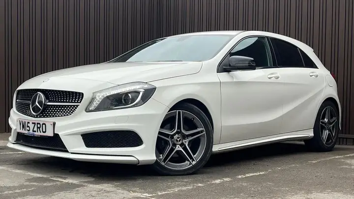 Mercedes-Benz A-Class 2015 photo 3