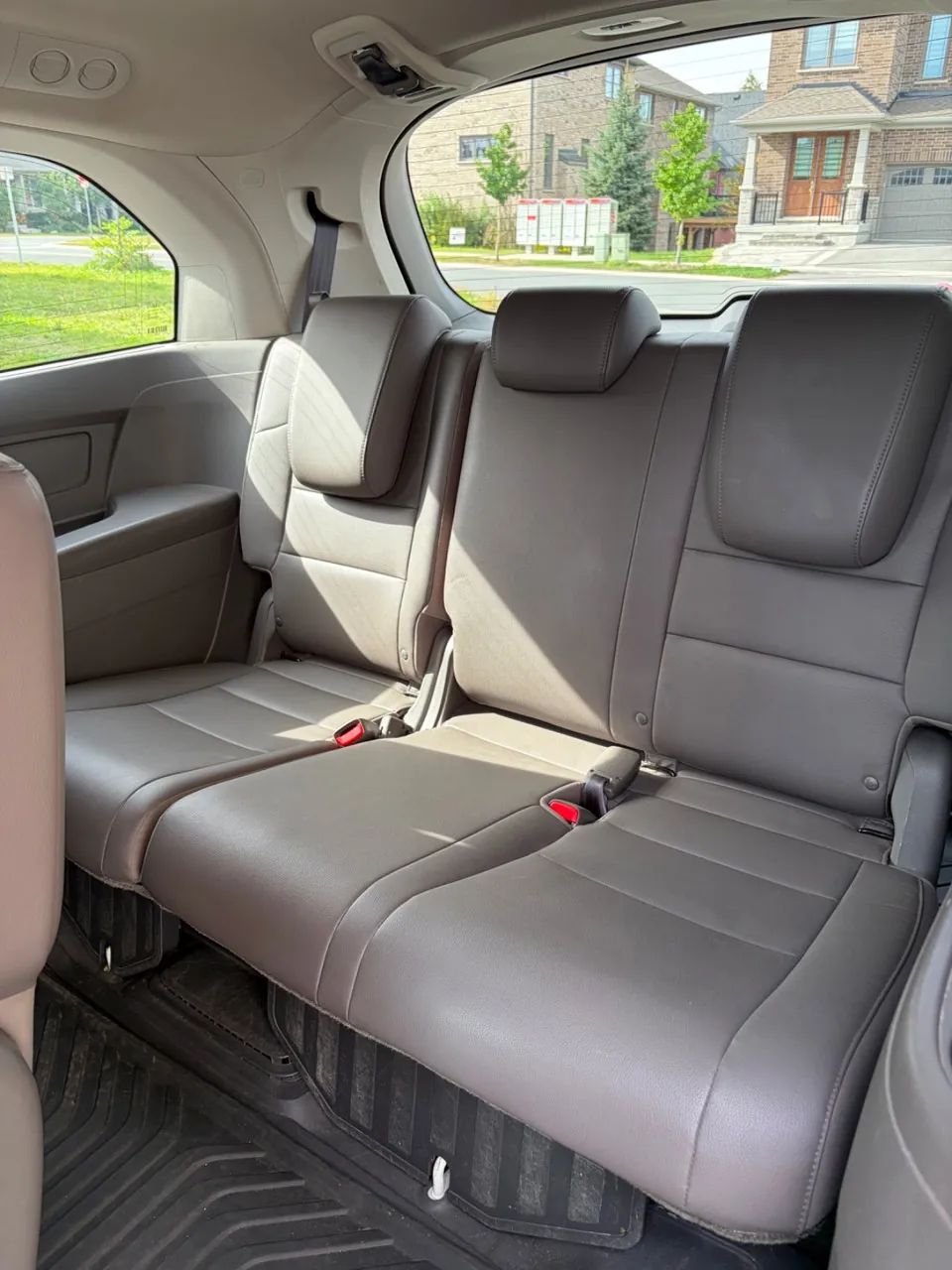 Honda Odyssey 2014 photo 4