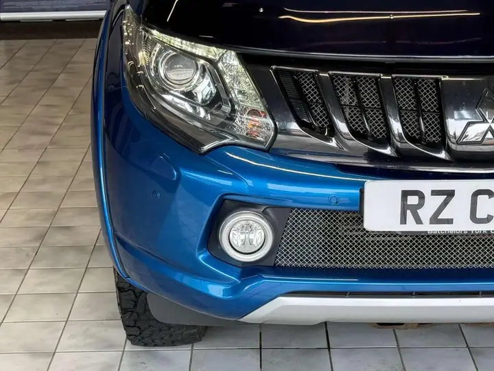 Mitsubishi L200 2018 photo 3