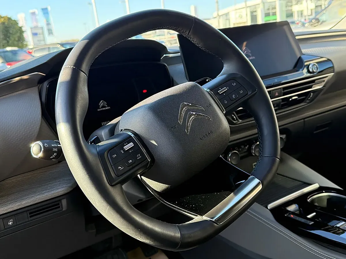 Citroen C5 X 2023 photo 3