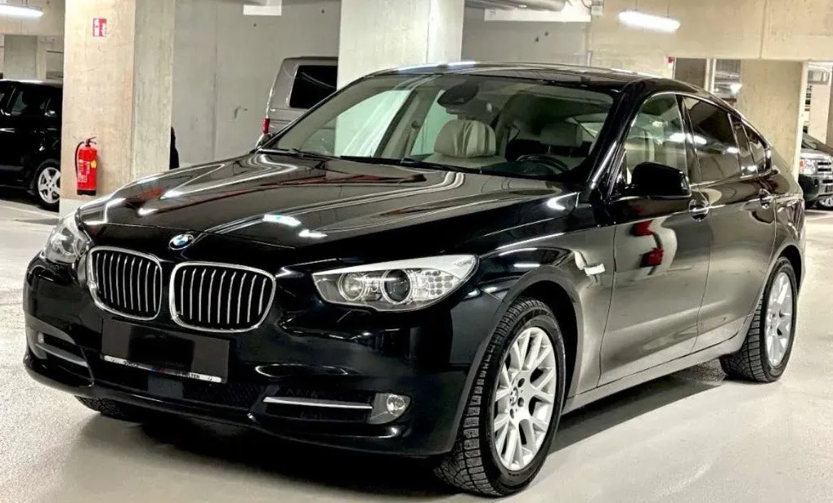 BMW 5 Series 2011 photo 3