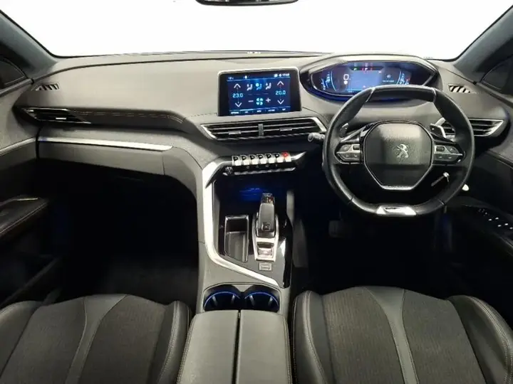 Peugeot 3008 2020 photo 3
