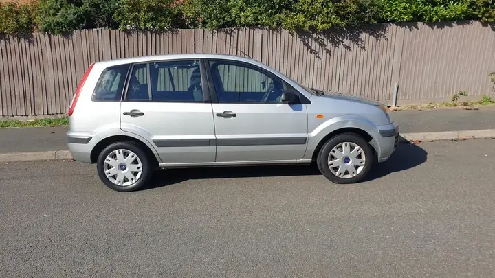 Ford Fusion 2009 photo 5