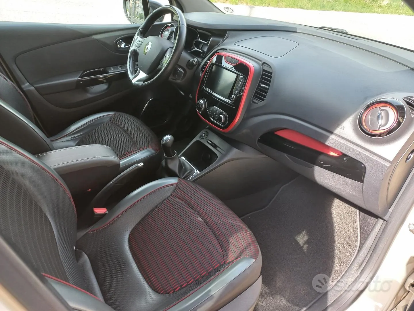 Renault Captur 2016 photo 4