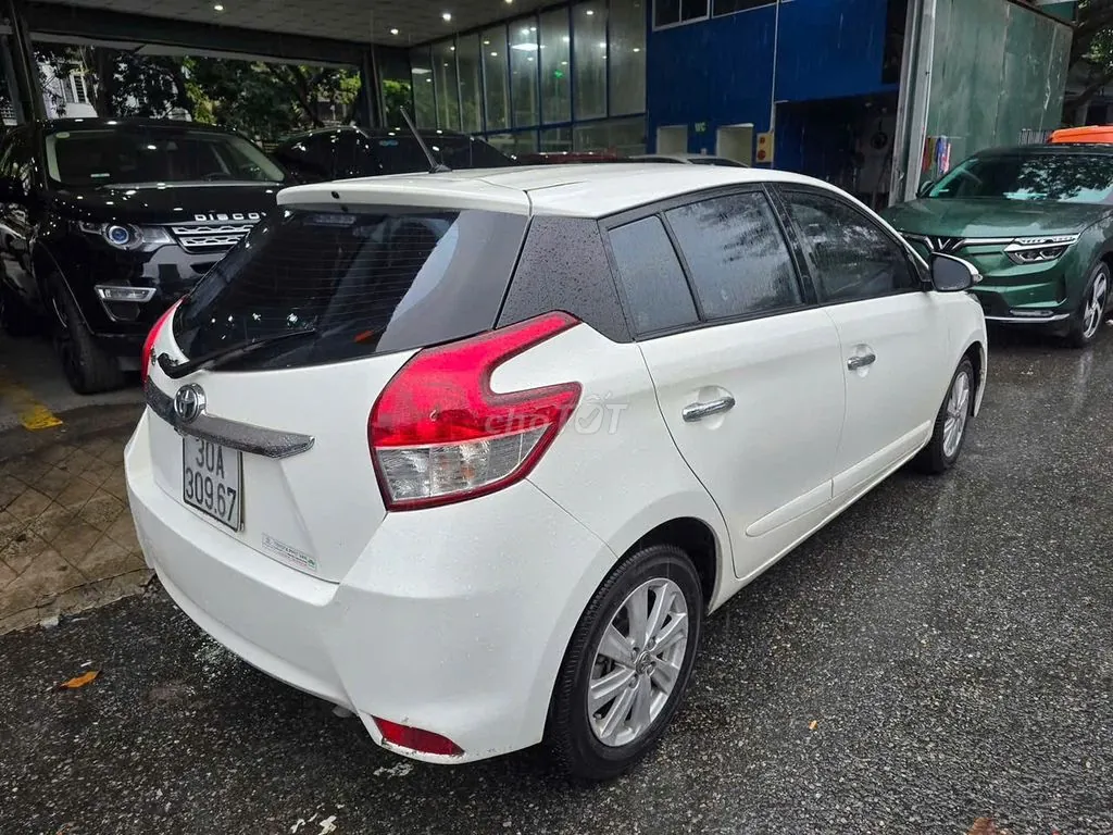 Toyota Yaris 2014 photo 2