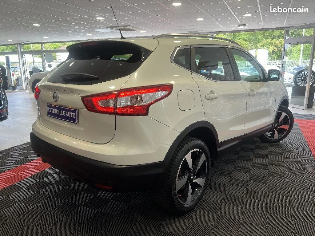 Nissan Qashqai 2016 photo 2