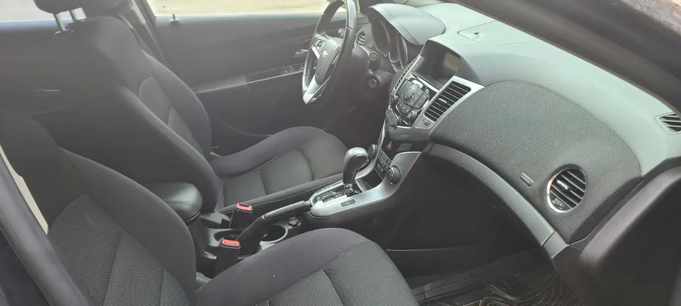 Chevrolet Cruze 2014 photo 3