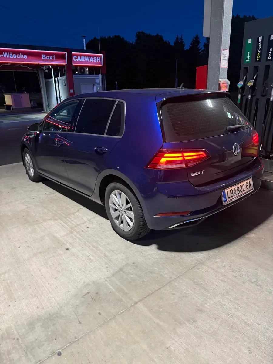 Volkswagen Golf 2019 photo 2