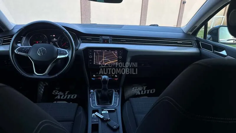 Volkswagen Passat 2021 photo 2
