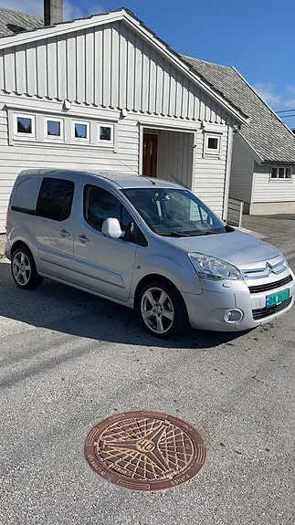 Citroen Berlingo 2010 photo 2