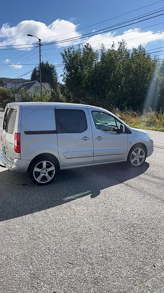 Citroen Berlingo 2010 photo 4