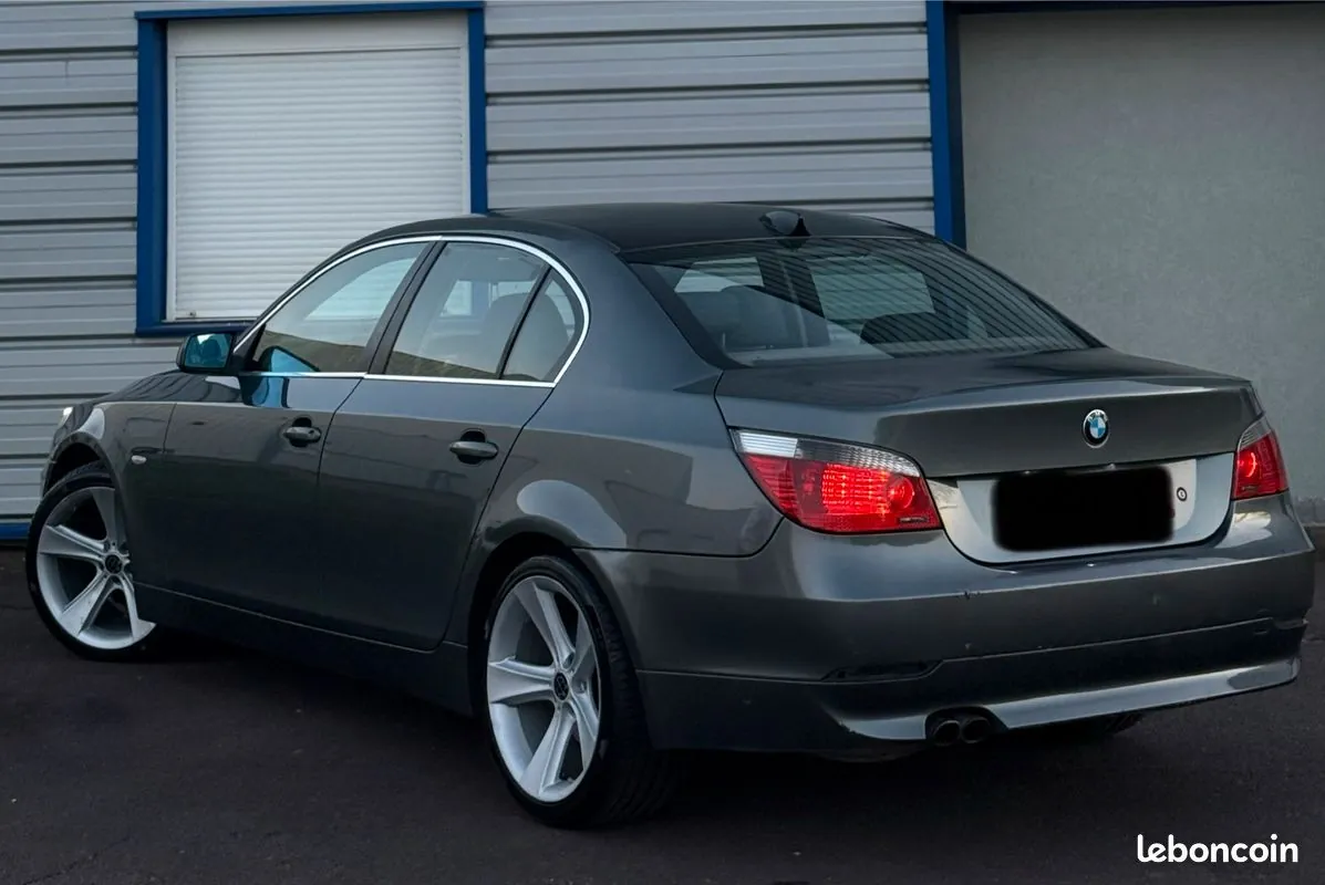 BMW Série 5 2005 photo 2
