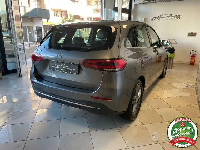 Mercedes-Benz B-Class 2020 photo 4