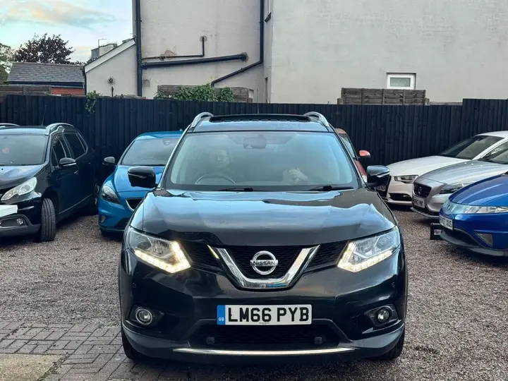 Nissan X-Trail 2016 photo 2