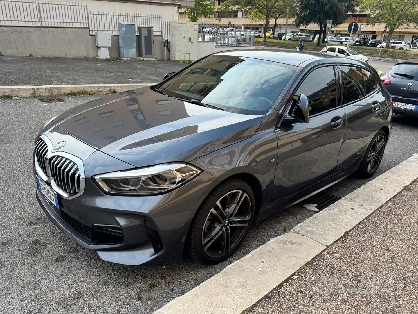BMW 1 Series 2021 photo 2