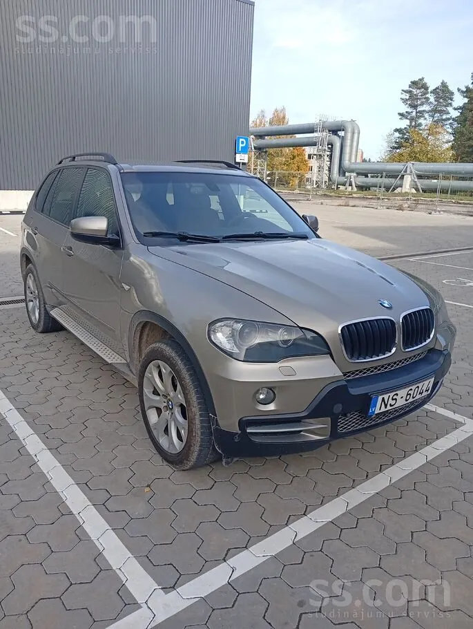 BMW X5 2007 photo 2