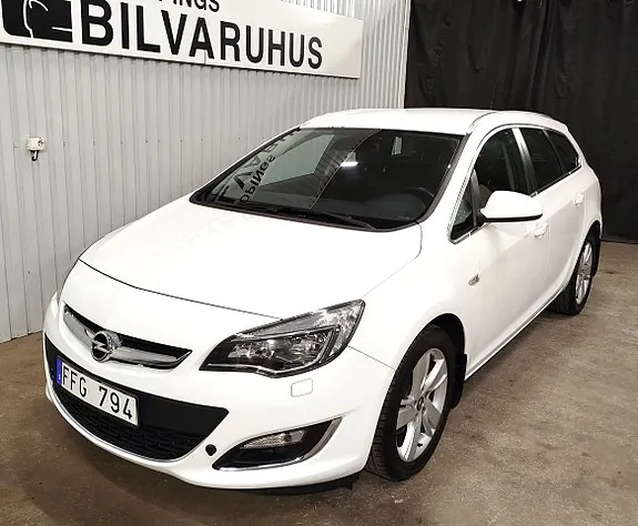Opel Astra 2013 photo 2