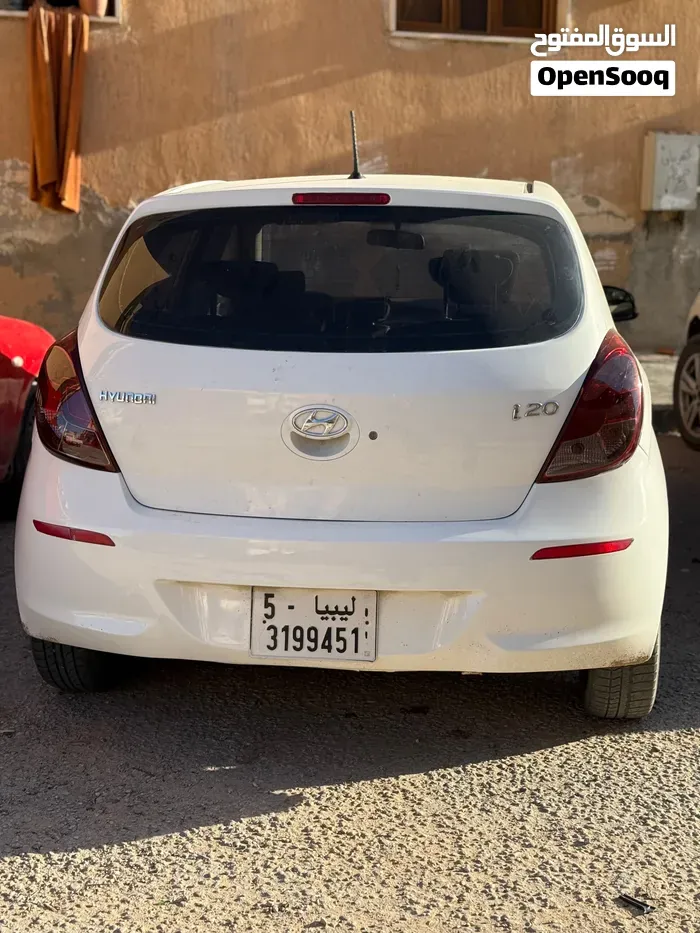 Hyundai I20 2013 photo 2