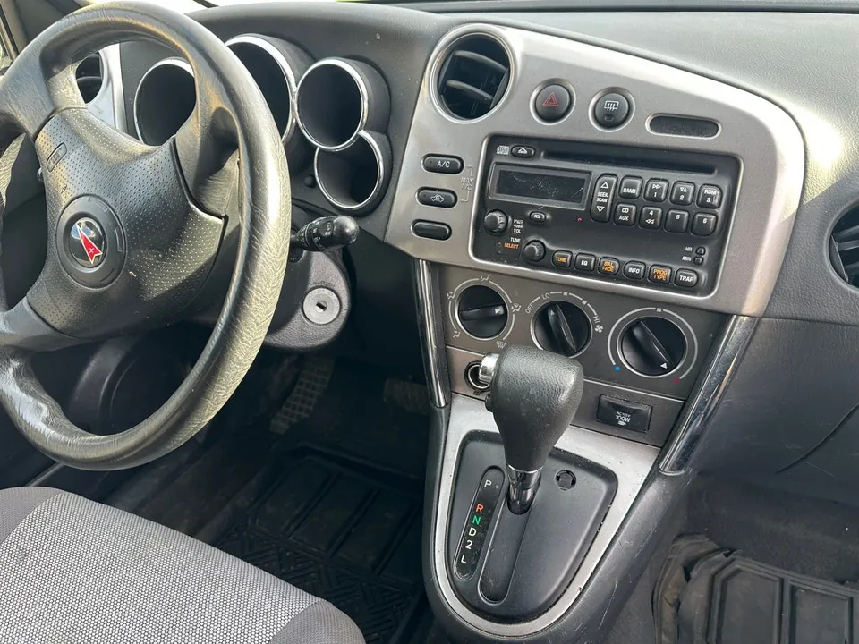 Pontiac Vibe 2004 photo 5