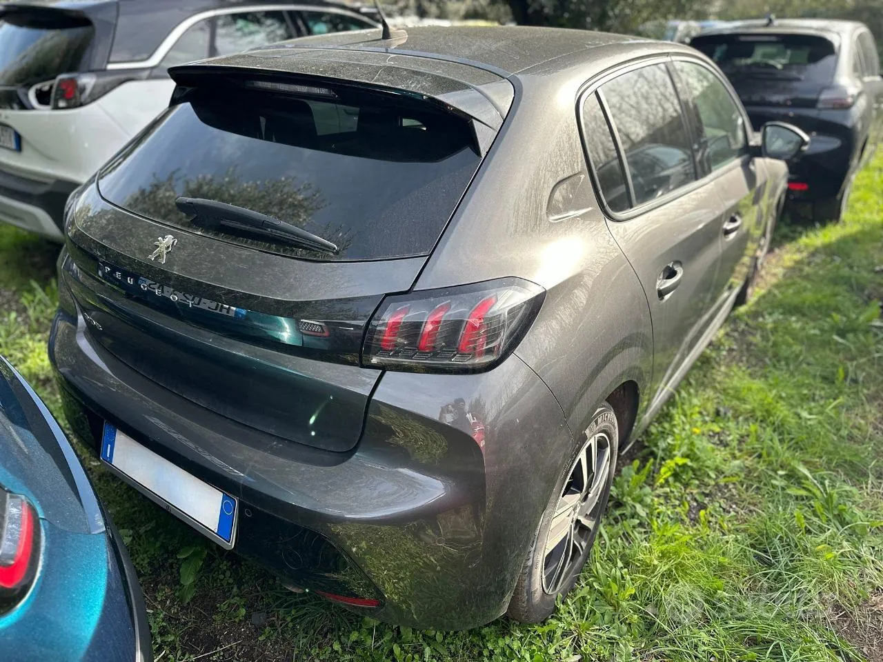 Peugeot 208 2023 photo 4