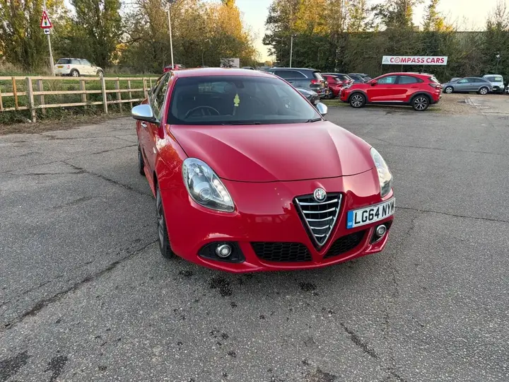 Alfa Romeo Giulietta 2014 photo 5
