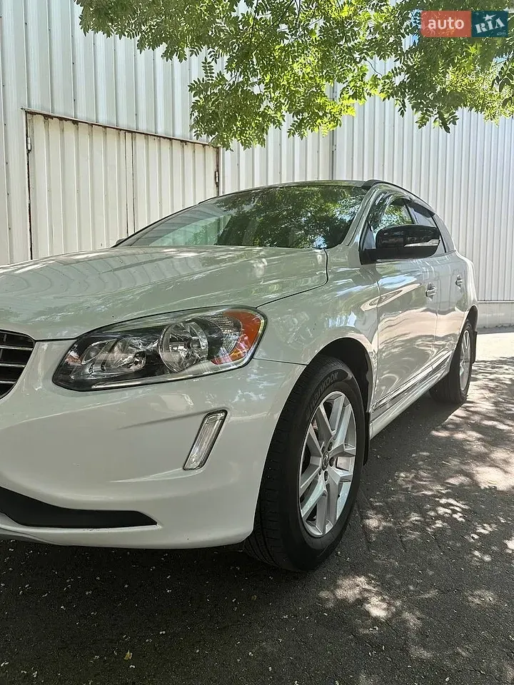 Volvo Xc60 2016 photo 4