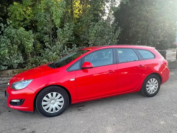 Opel Astra J