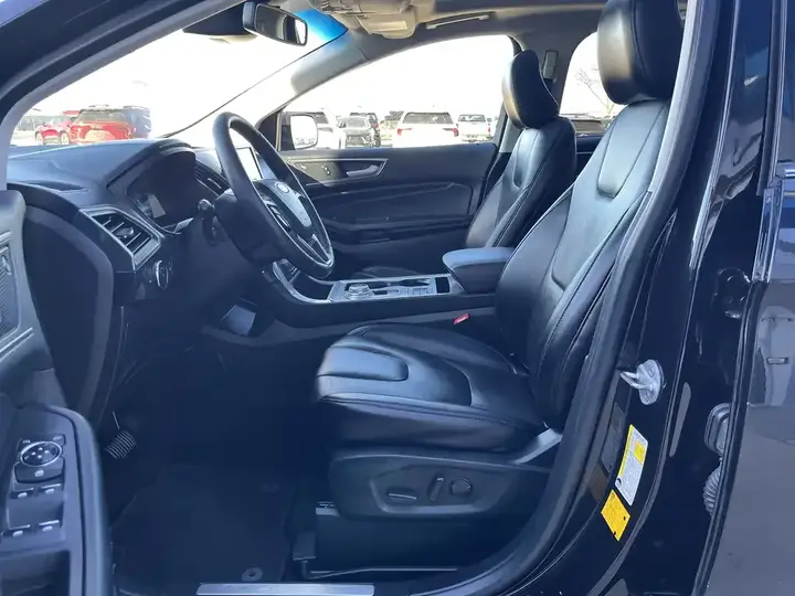 Ford Edge 2022 photo 5