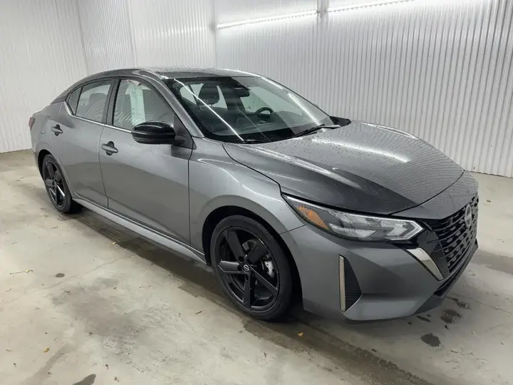 Nissan Sentra 2024 photo 5