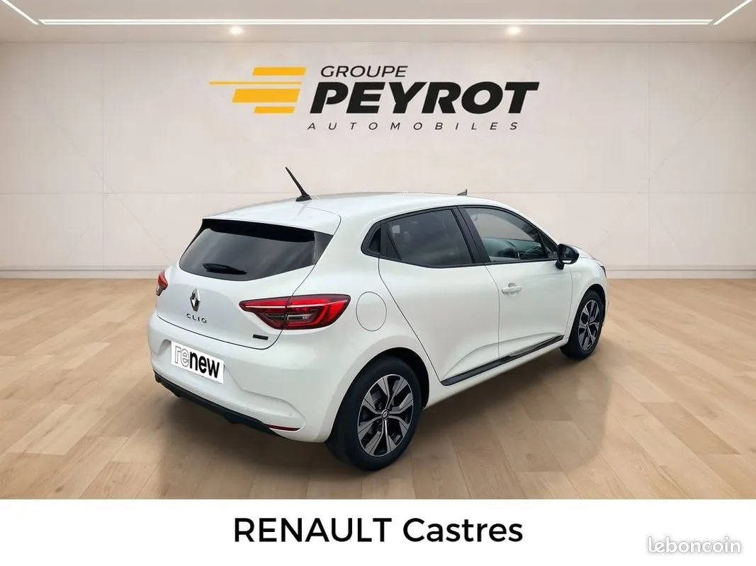 Renault Clio 2023 photo 5