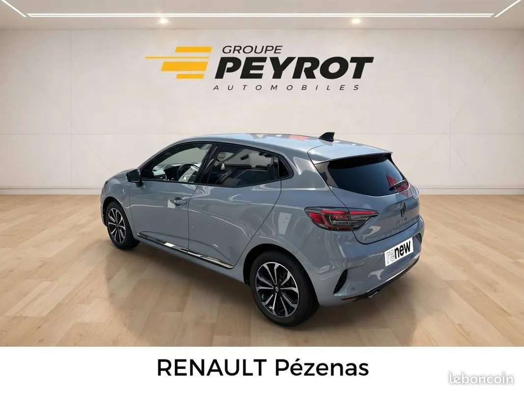 Renault Clio 2025 photo 3