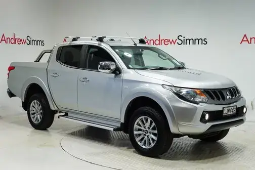 Mitsubishi Triton