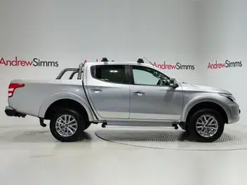Mitsubishi Triton 2018 photo 4