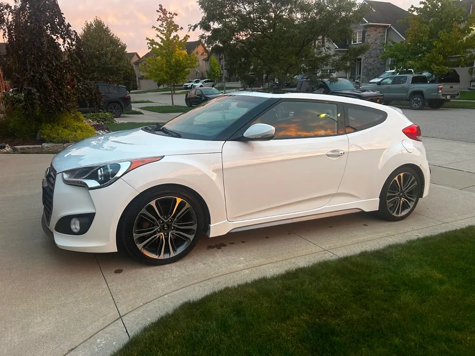 Hyundai Veloster