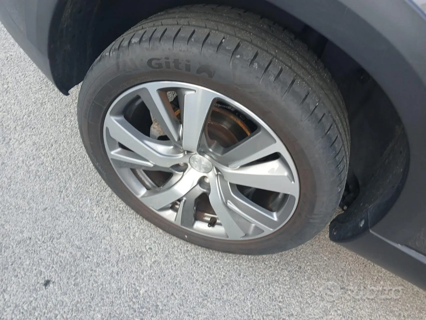 Peugeot 2008 2019 photo 5