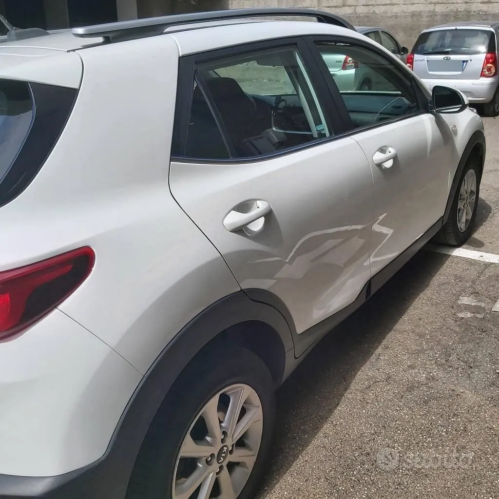 Kia Stonic 2018 photo 4