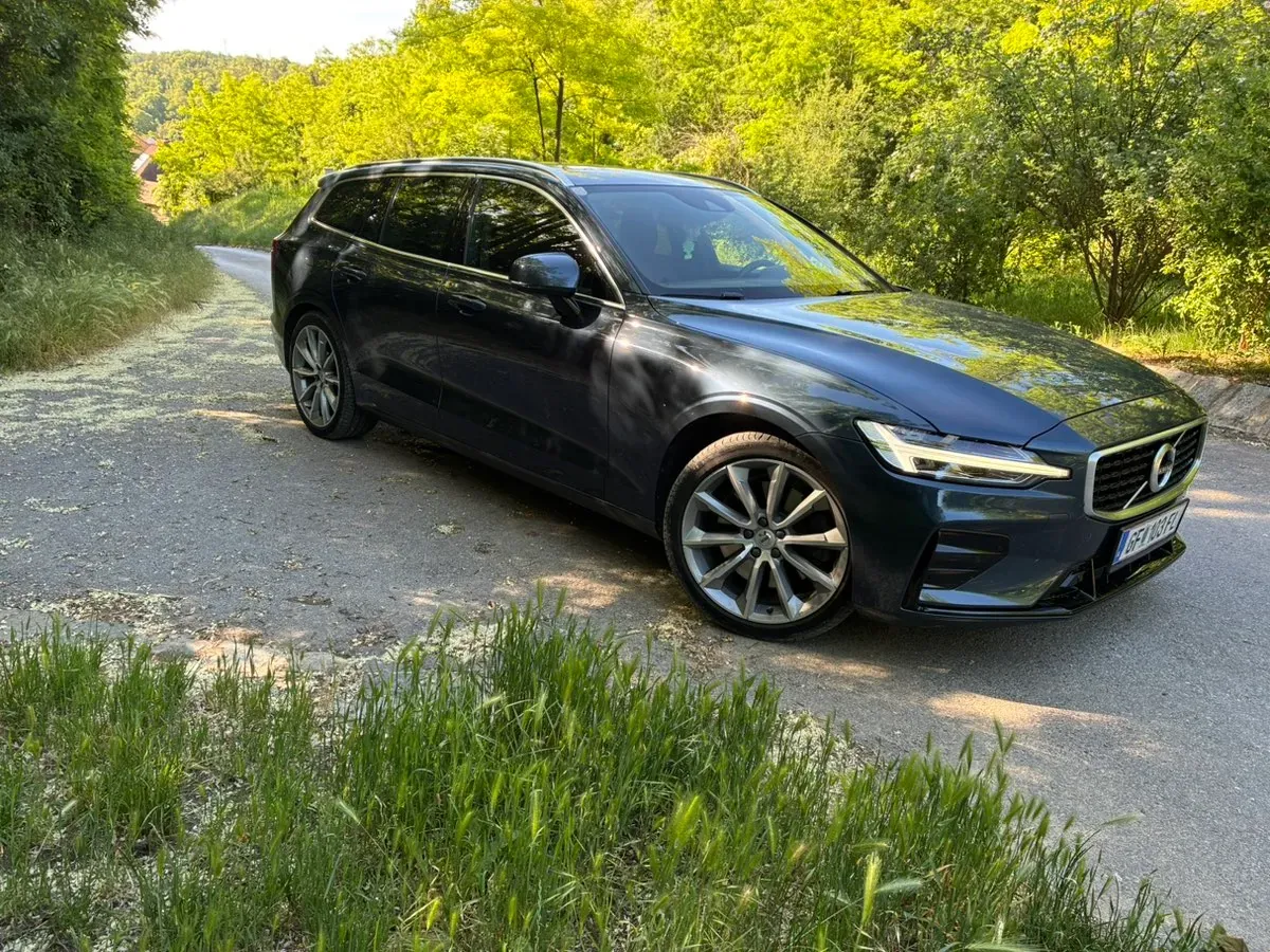 Volvo V60 2020 photo 3