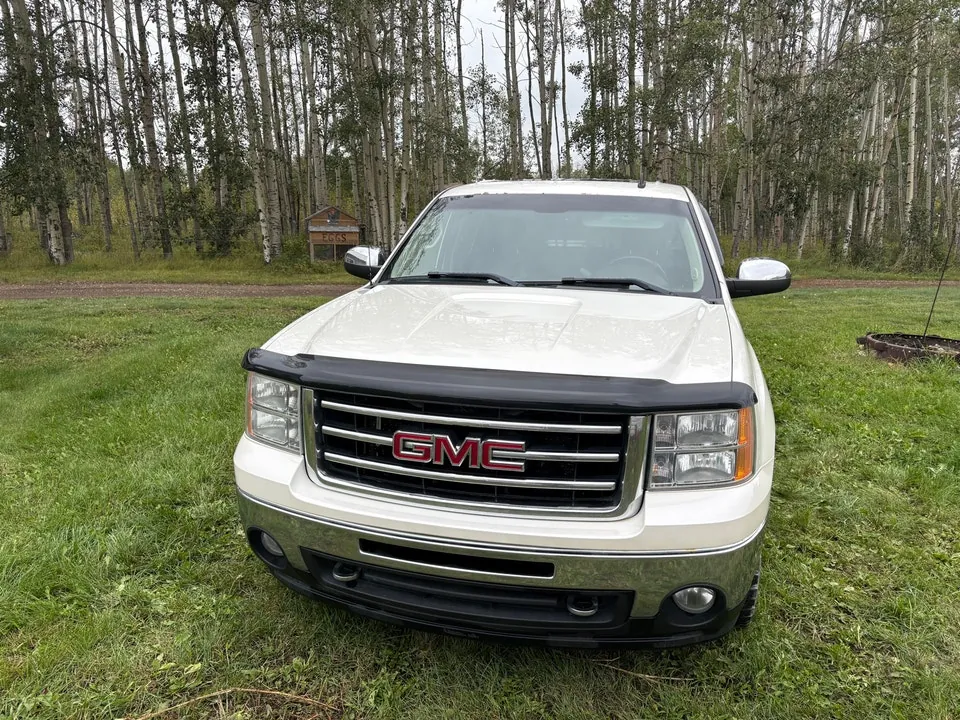 GMC Sierra 1500 2012 photo 2