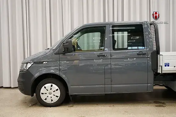 Volkswagen Transporter 2023 photo 5