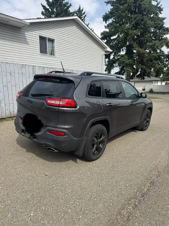 Jeep Cherokee 2015 photo 2
