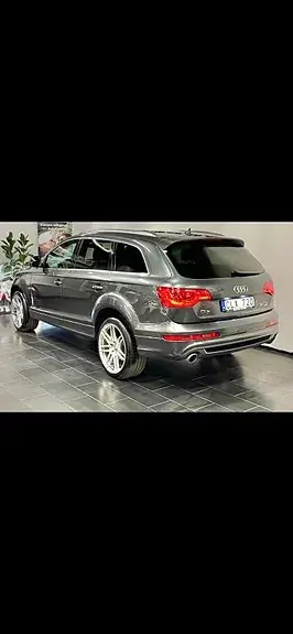 Audi Q7 2010 photo 3