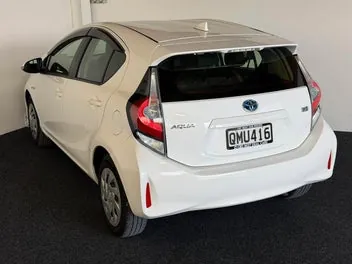 Toyota Aqua 2018 photo 5